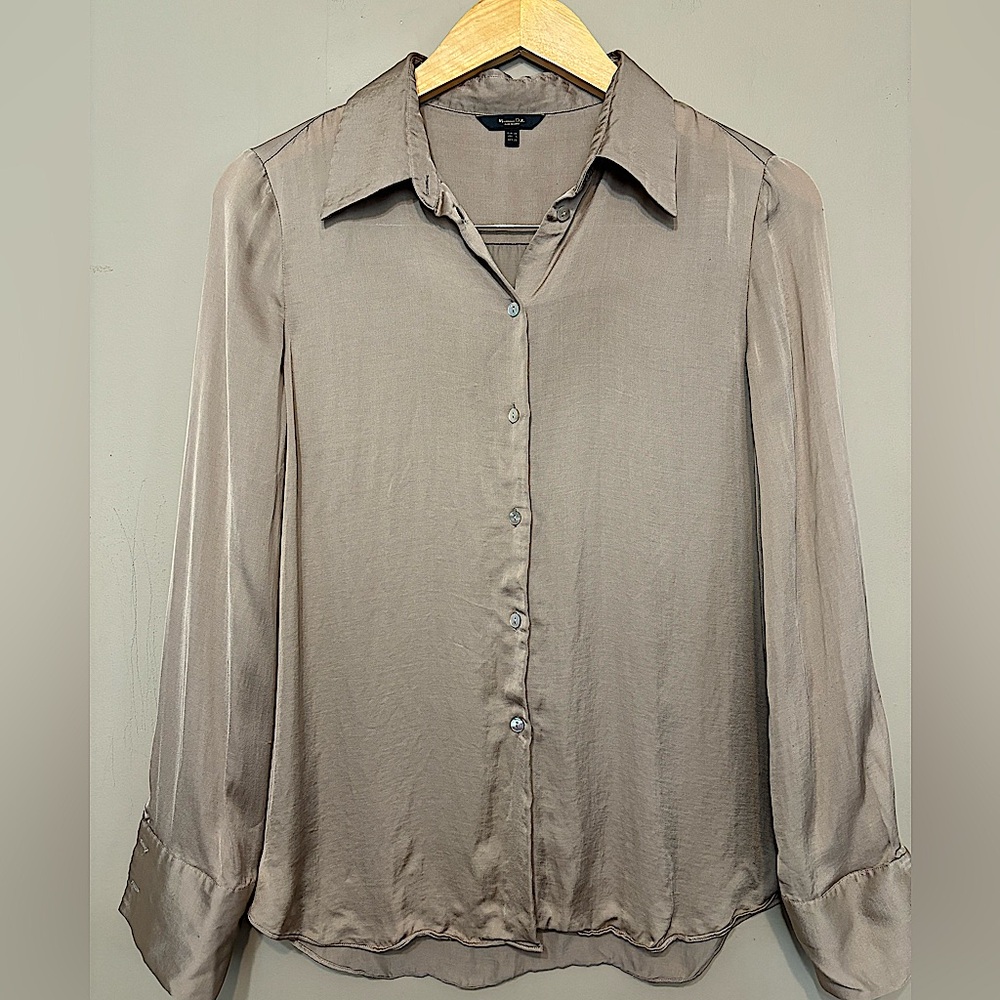 MASSIMO DUTTI Satin-Like Button Down Blouse